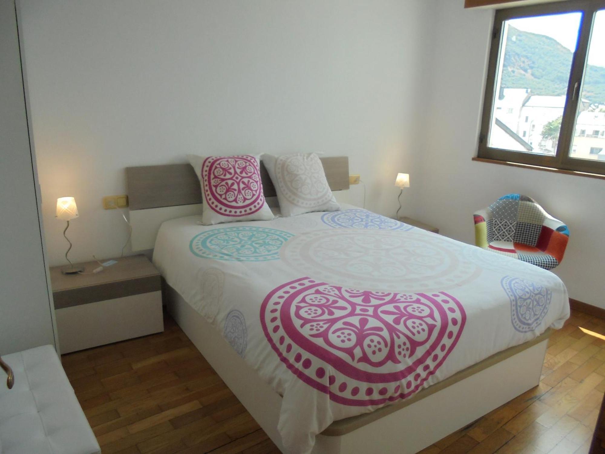 Jaen Apartment Понферада Екстериор снимка